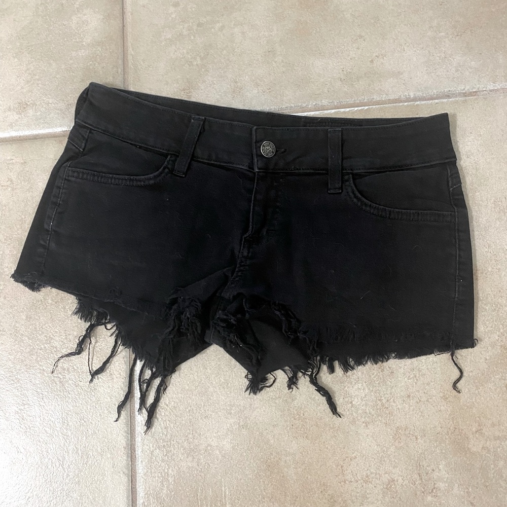 Siwy black denim distressed shorts